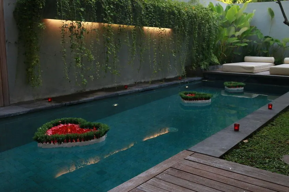 Hu'U Villas Seminyak  Seminyak (Bali)