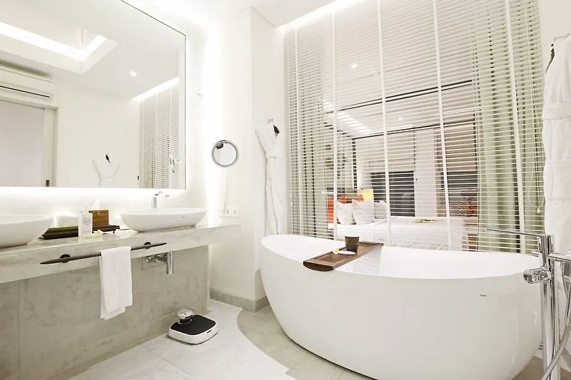 Hu'U Villas Seminyak